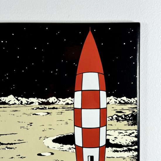 Figurine family - Tintin plaque émaillée lune - Emaillerie Belges