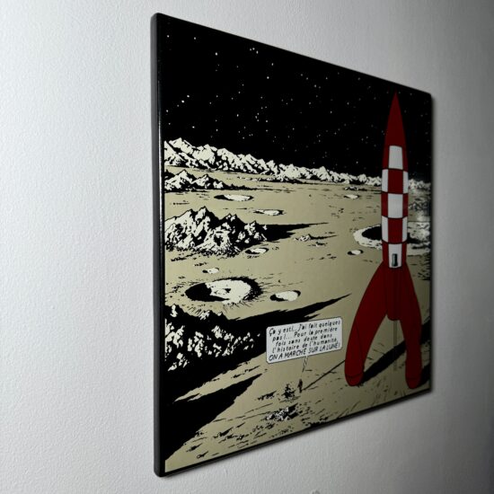 Figurine family - Tintin plaque émaillée lune - Emaillerie Belges