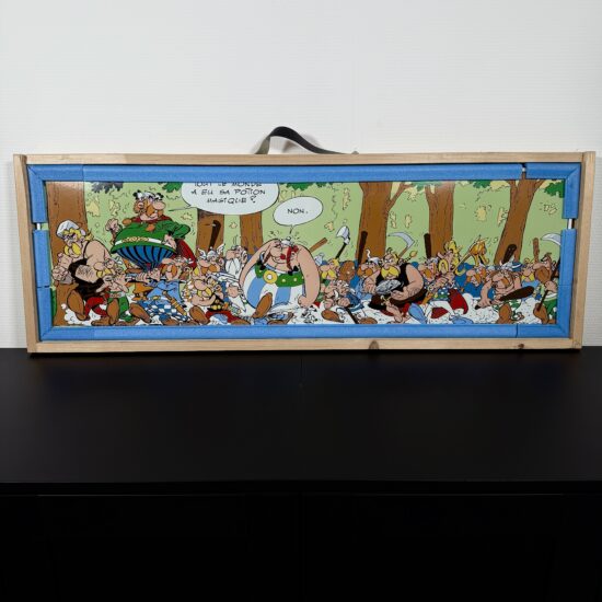 Figurine Family - plaque émaillé astérix domaine des dieux- Coustoon