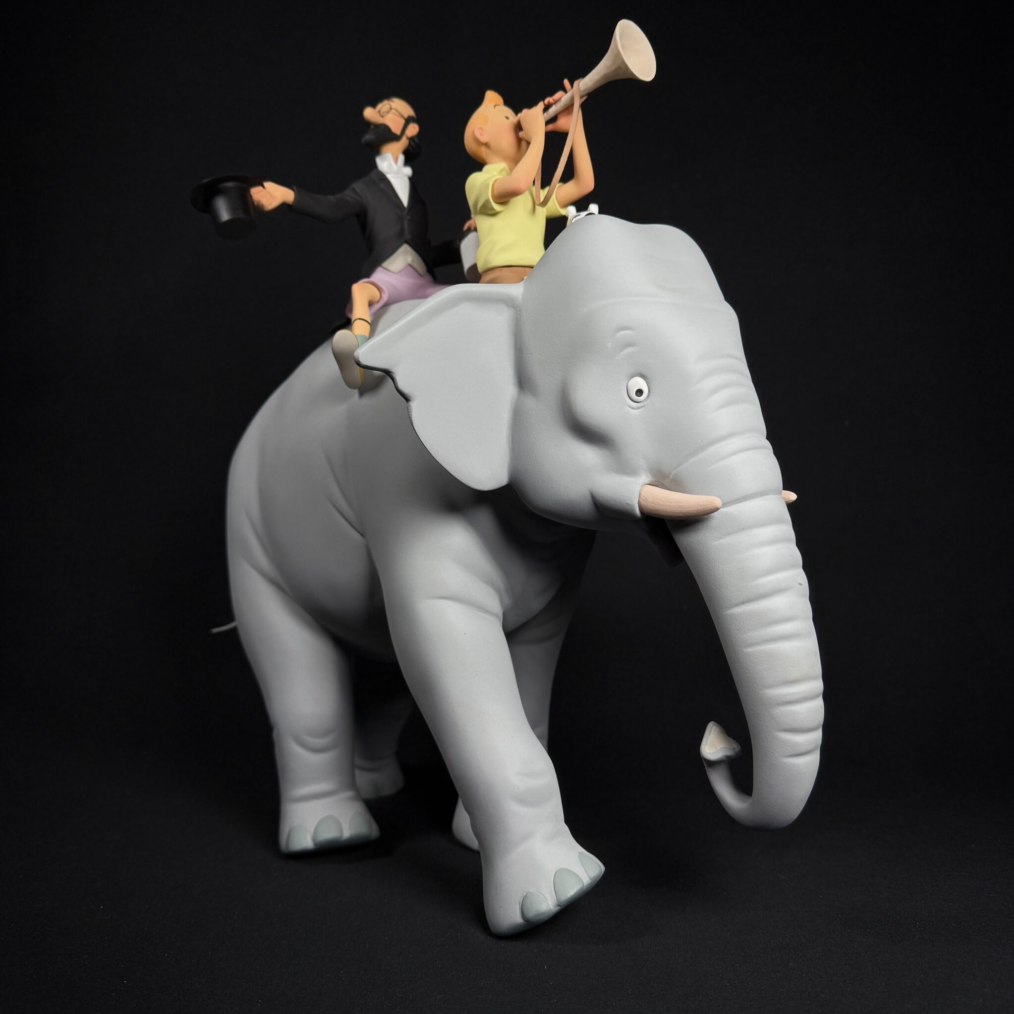 ELEPHANT TINTIN SUR LA PISTE DE KHI-OSKH
