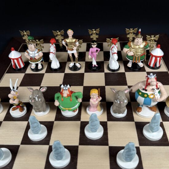 Figurine Family - Grand jeu d'échecs Astérix -Pixi
