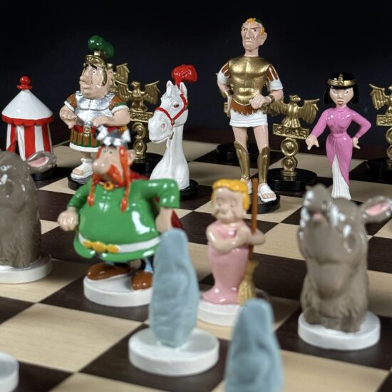 Figurine Family - Grand jeu d'échecs Astérix -Pixi
