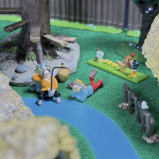 Figurine Family - Village Astérix boîte luxe - Pixi