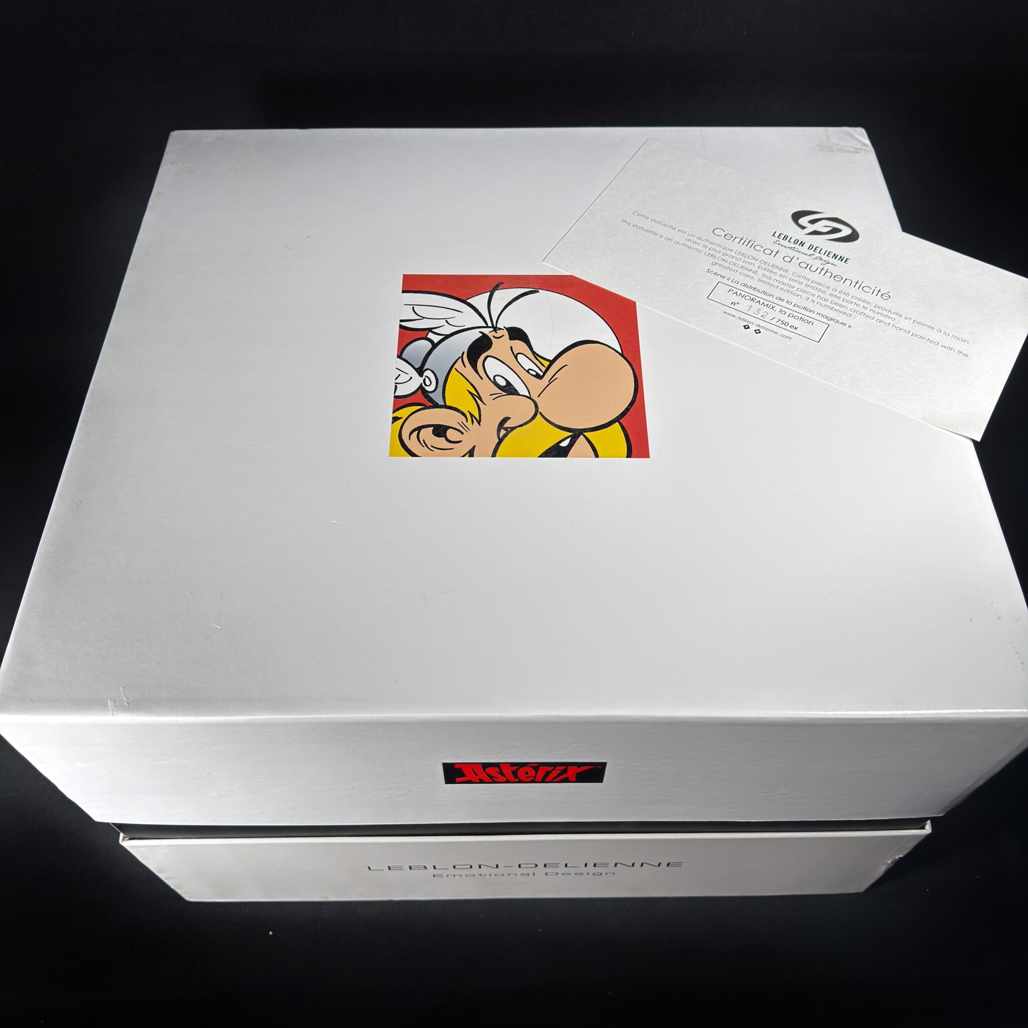 Figurine Family - Panoramix et la potion magique - Leblon Delienne