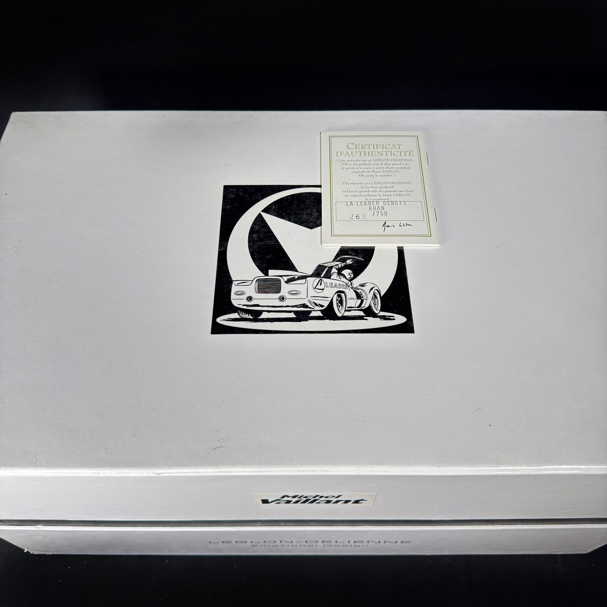 Figurine Family - La leader Genghis Khan n°1 - Leblon Delienne