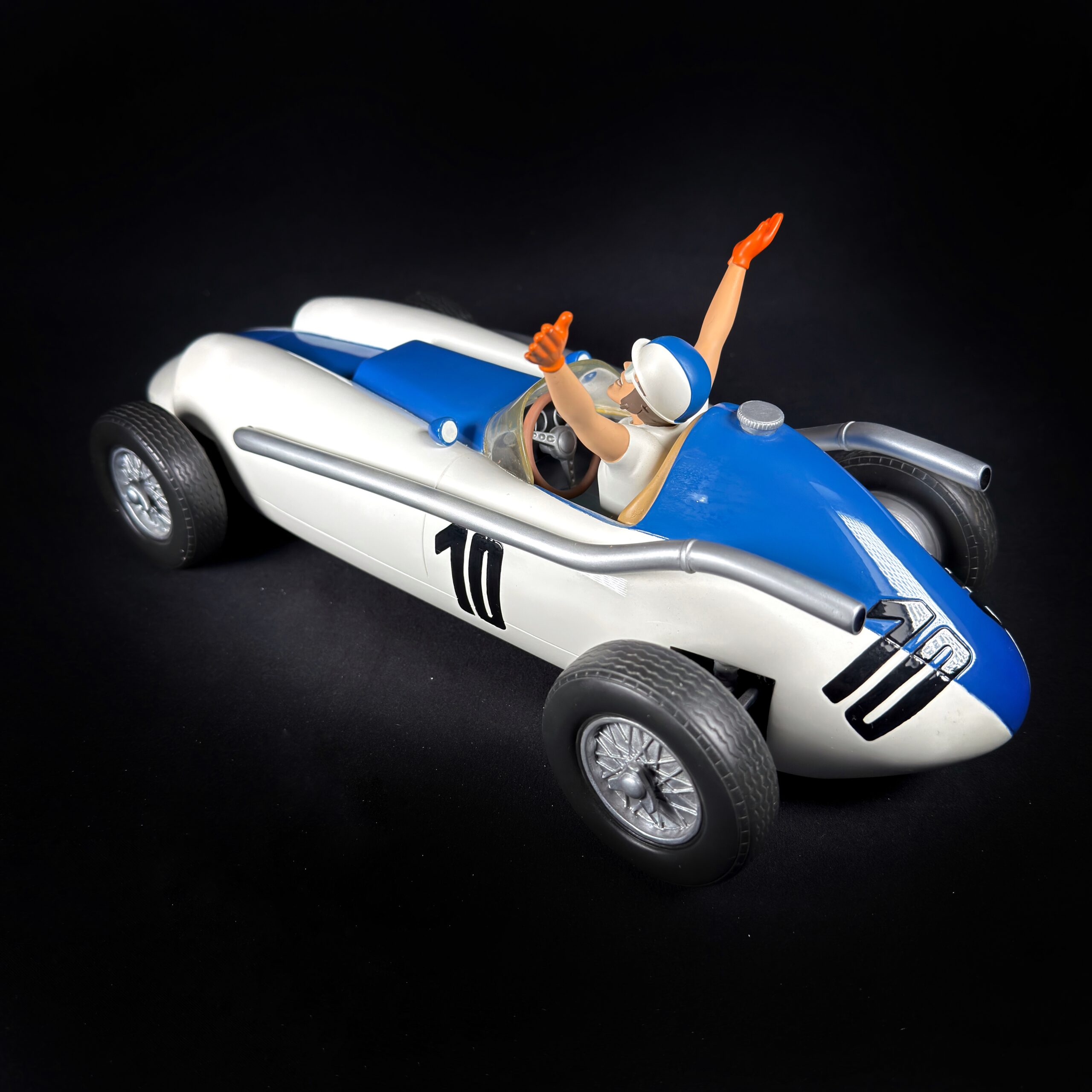 Figurine Family - Vaillante mystère n°10 - Leblon Delienne