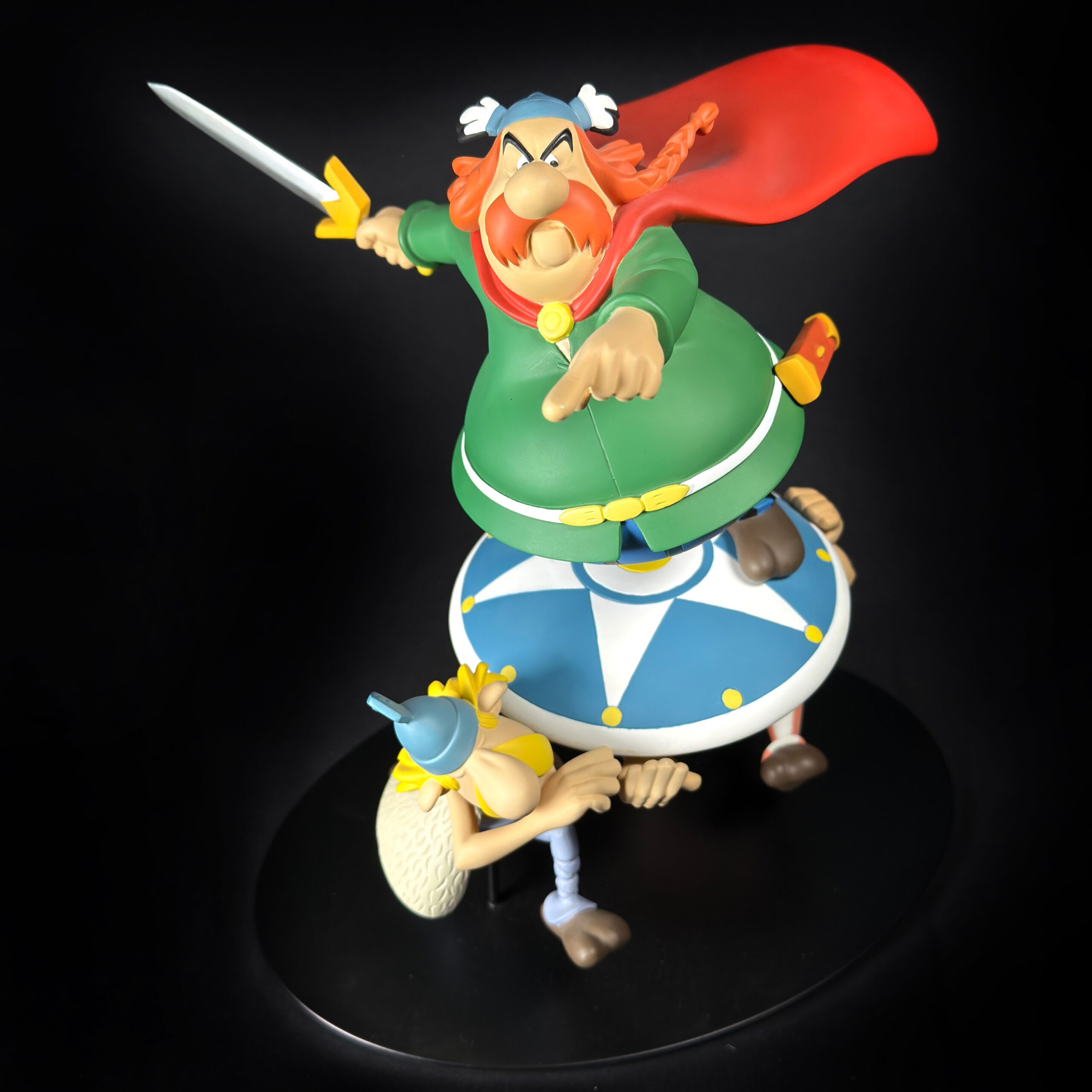 Figurine Family - Abaracourcix et ses porteurs - Leblon Delienne