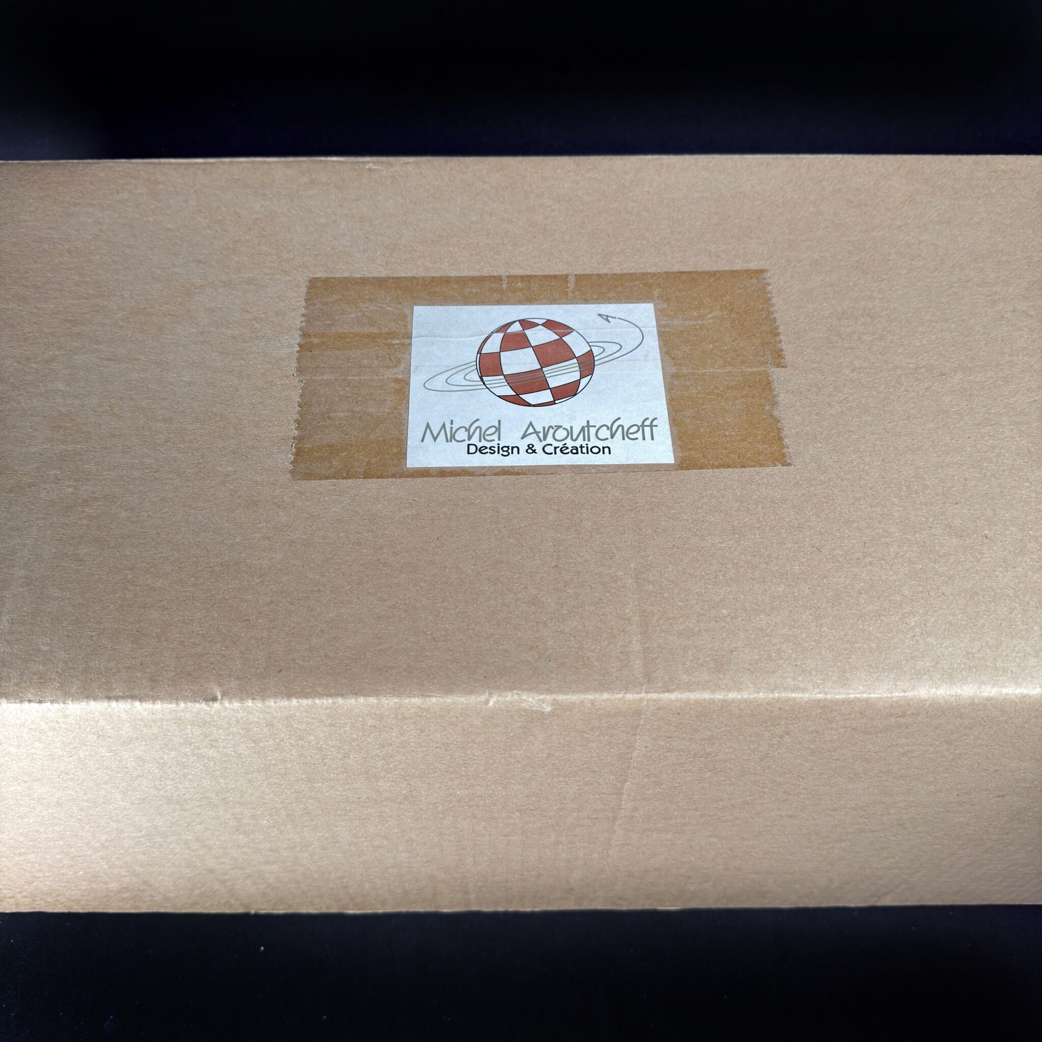 Figurine Family – Soda tu ne buteras point – Aroutcheff Figurine Family - Soda tu ne buteras point - Aroutcheff