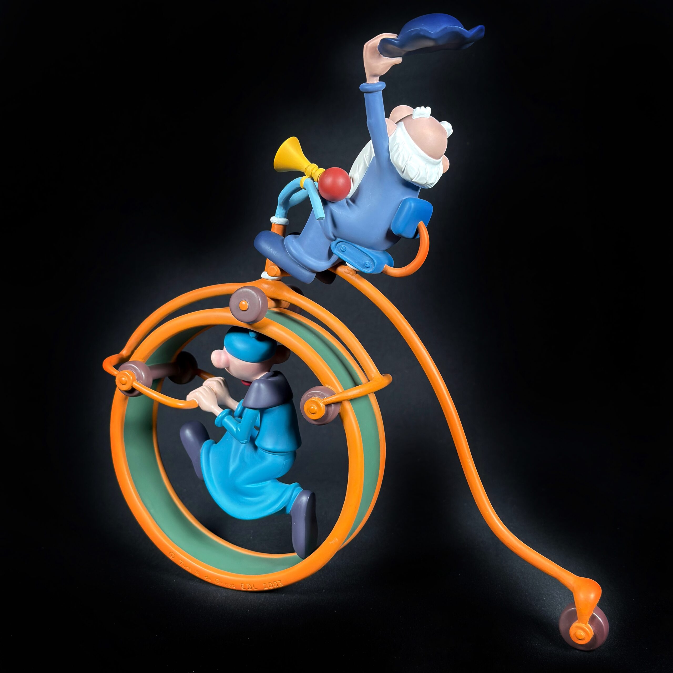 Figurine Family - Leonard et son disciple sur le bicycle - Leblon Delienne