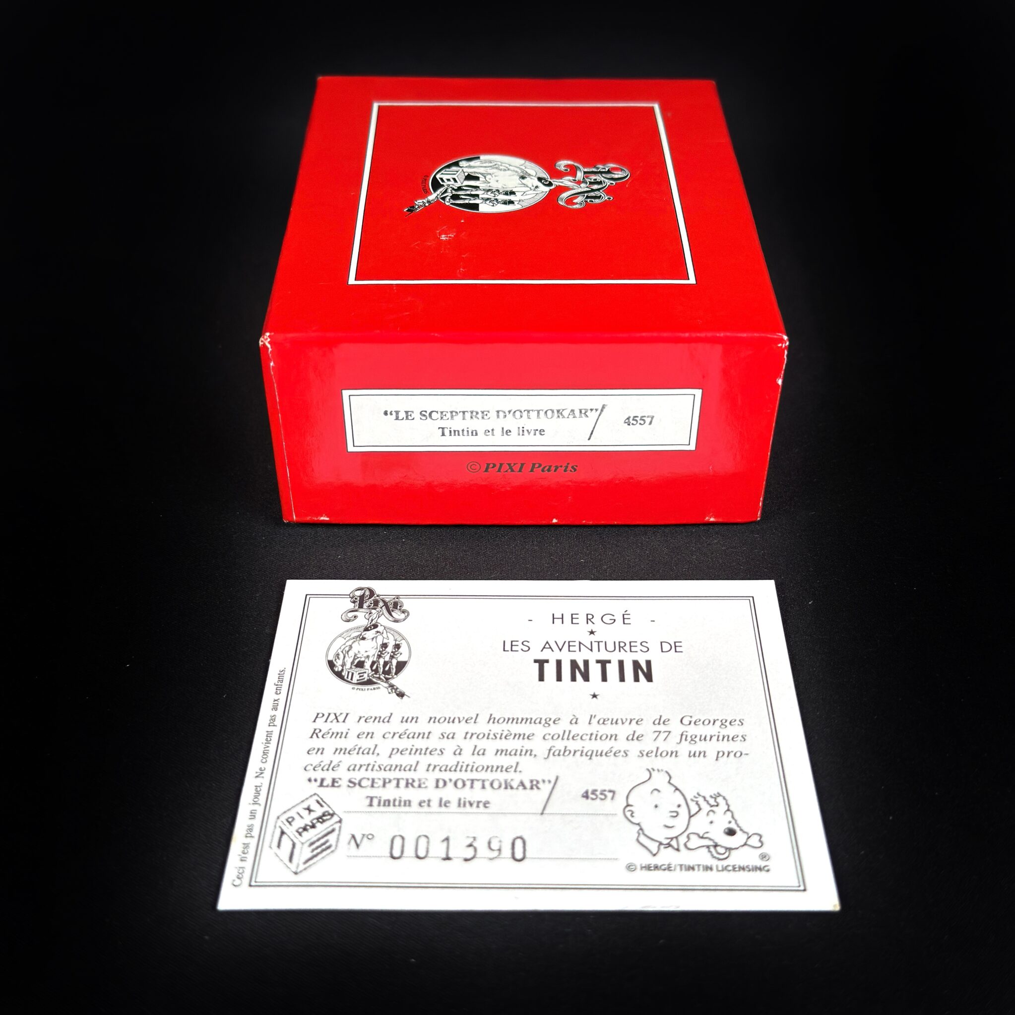 Figurine Family – Tintin et le livre – Pixi Figurine Family - Tintin et le livre - Pixi