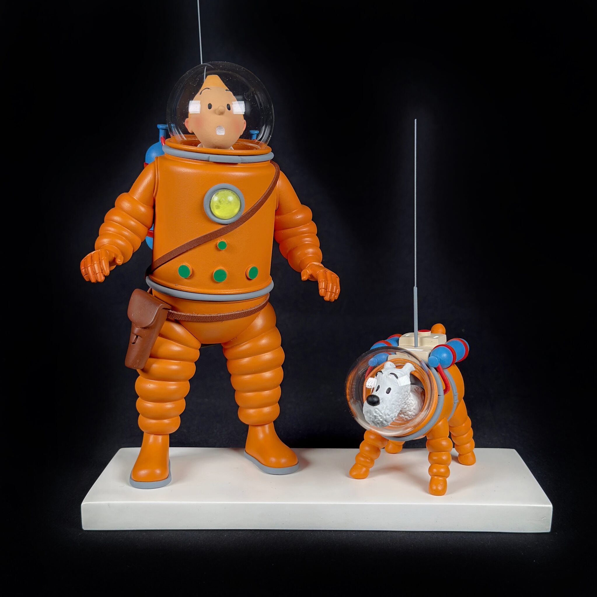 Figurine Family - Tintin et Milou cosmonautes - Fariboles
