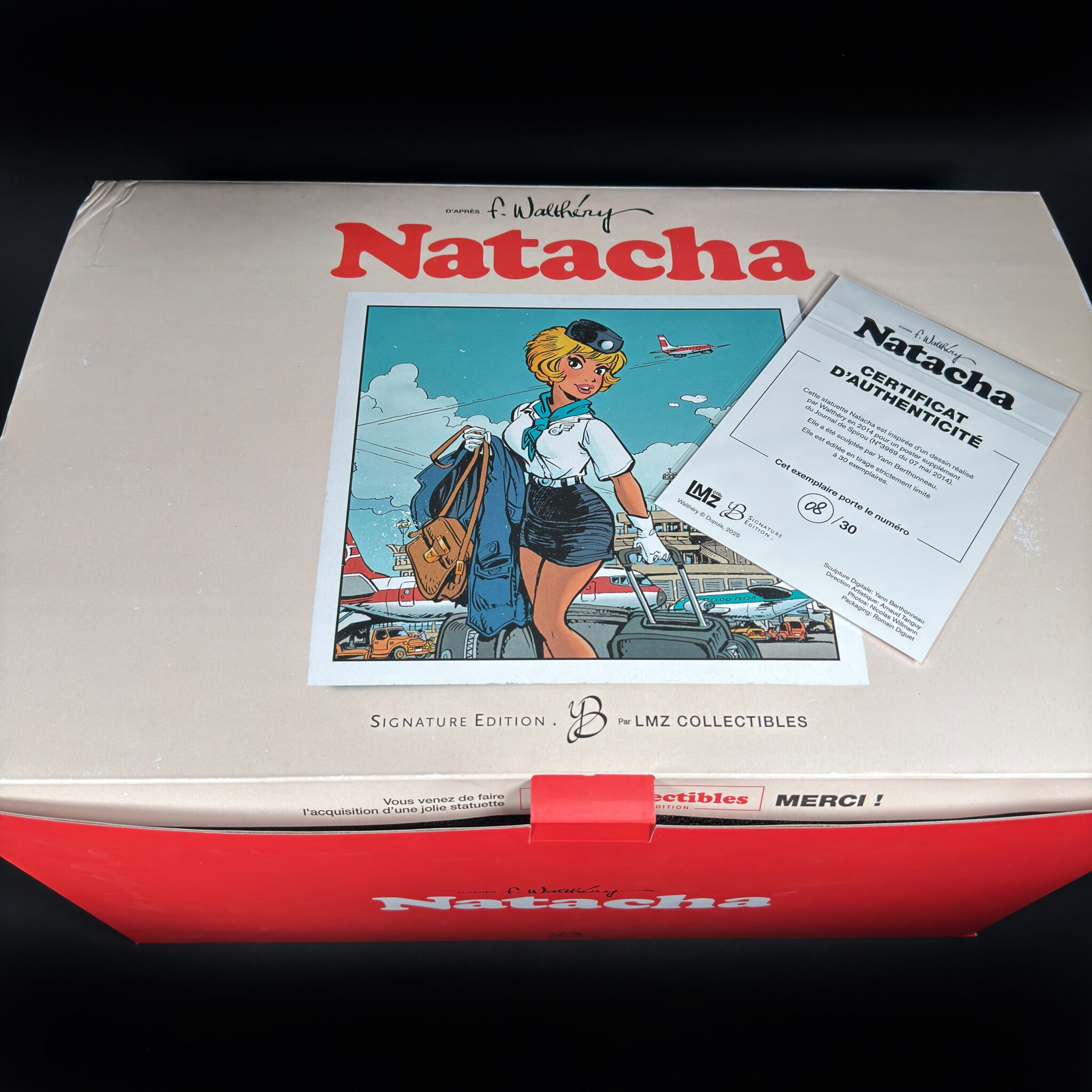 Figurine Family - Natacha avec sa valise - LMZ