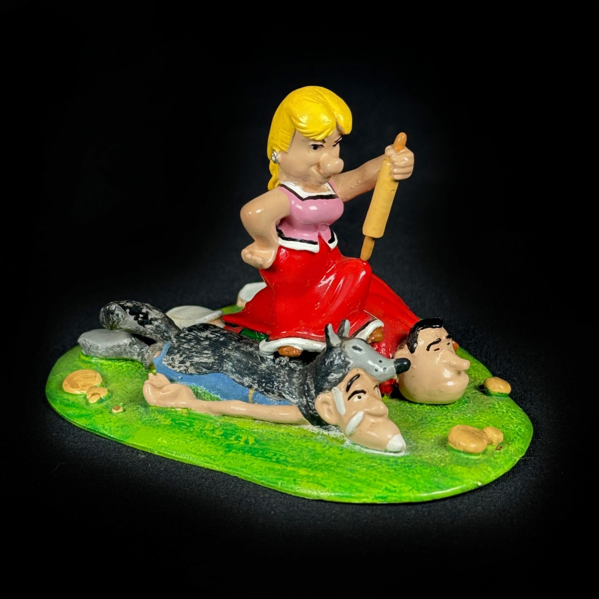 Bonemine triomphante sur Prolix et Falpagugus pixi - Figurines Family