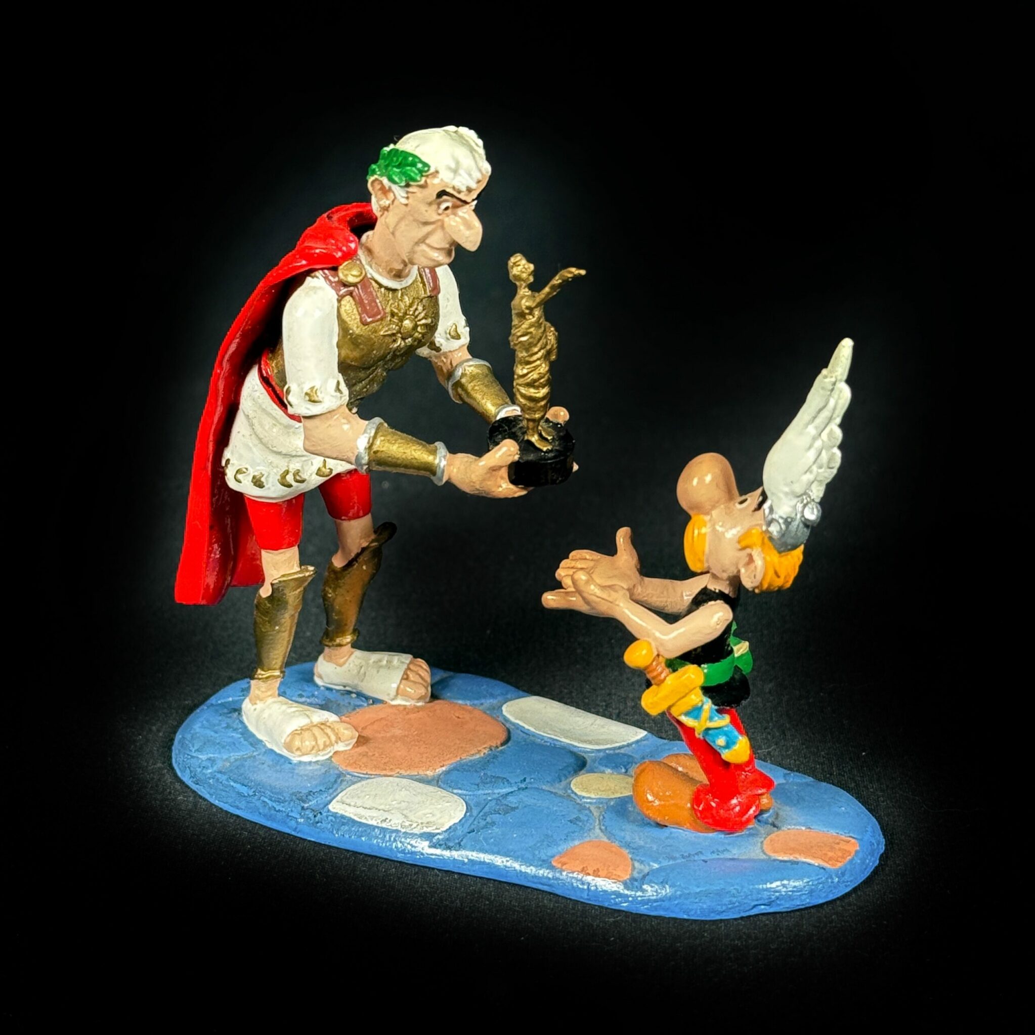 Figurine pixi César