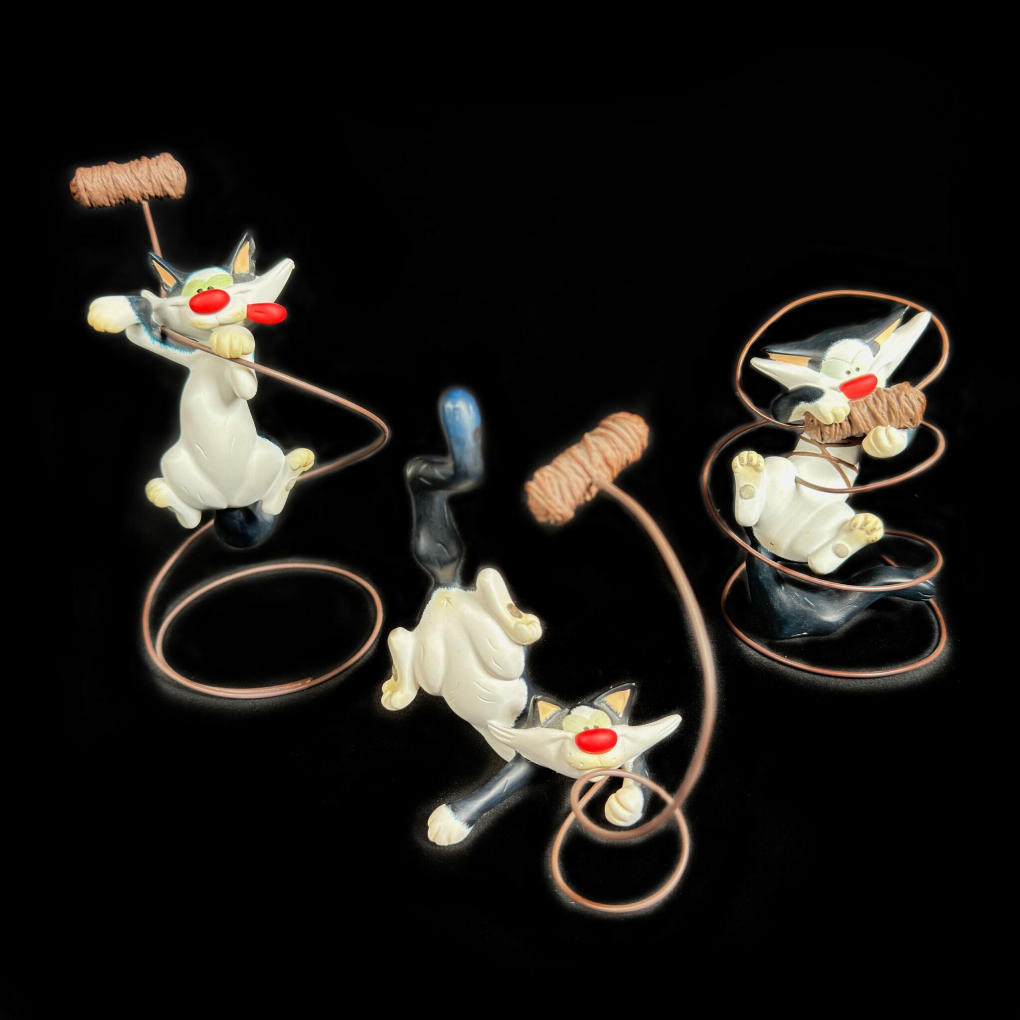 Le Chat qui joue Leblon Delienne - Figurines Family