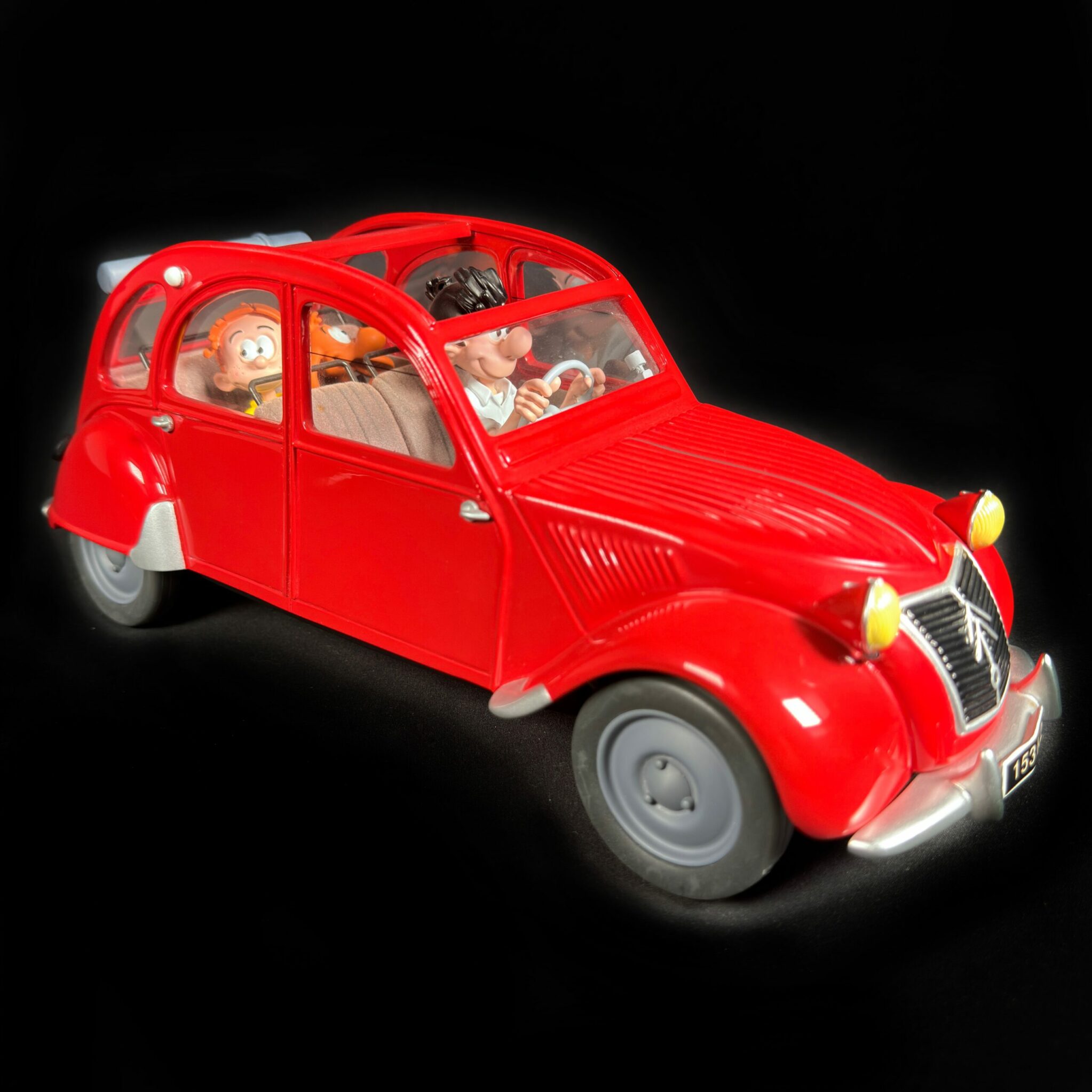 La 2CV rouge Boule et Bill Aroutcheff - Figurines Family